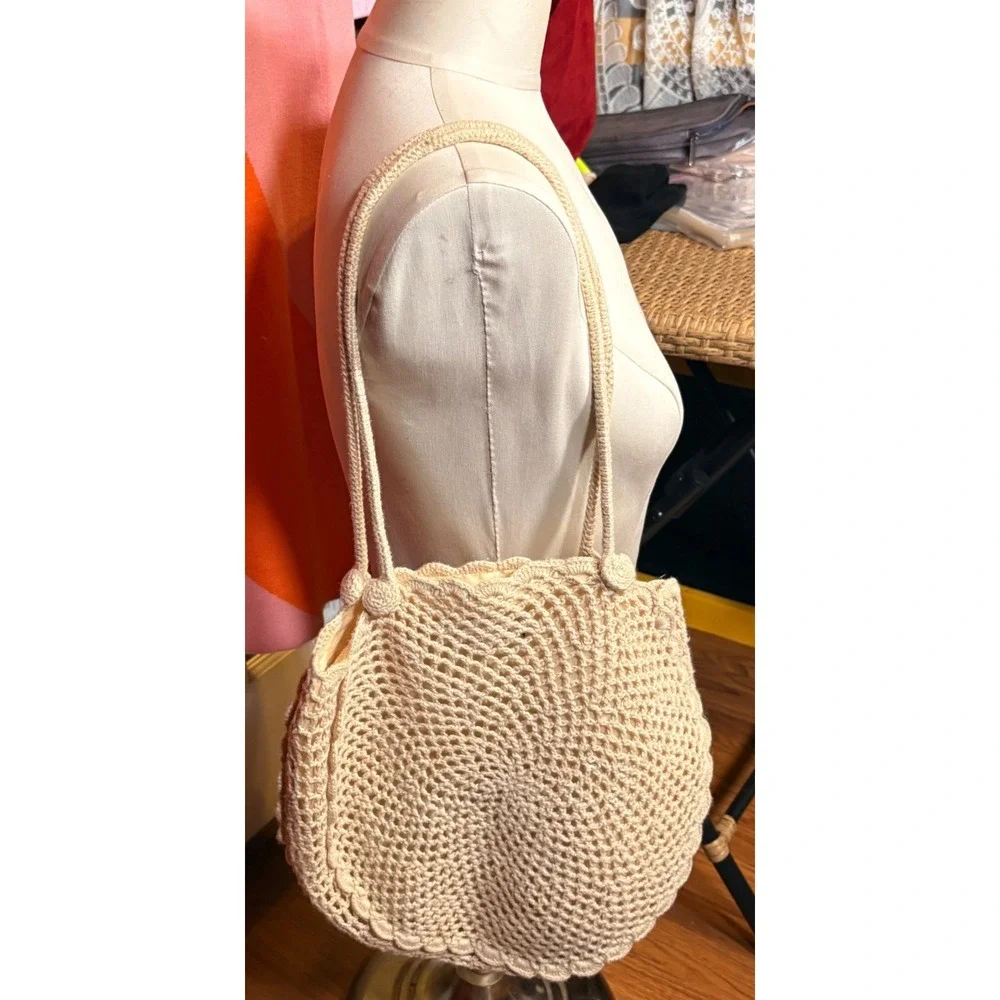 Bebe Crochet Shoulder Bag Women Medium Tan Cream Good Boho Sunburst Rose Circle
